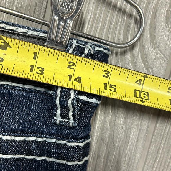 28” Waist Miss Chic USA Dark Wash Stretch Jean, Studs/Rhinestones Size 3 Juniors - Picture 6 of 7